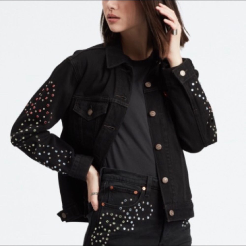 NEW Levi's® Premium EX-BOYFRIEND STUDDED SLEEVE TRUCKER JACKET - Picture 11 of 14